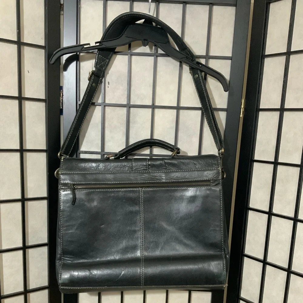 Vintage WILSON Genuine Leather Men’s Briefcase In Black.